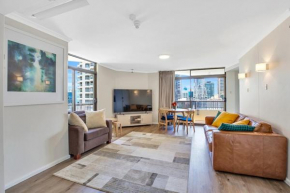 Apartment on Top of the Park